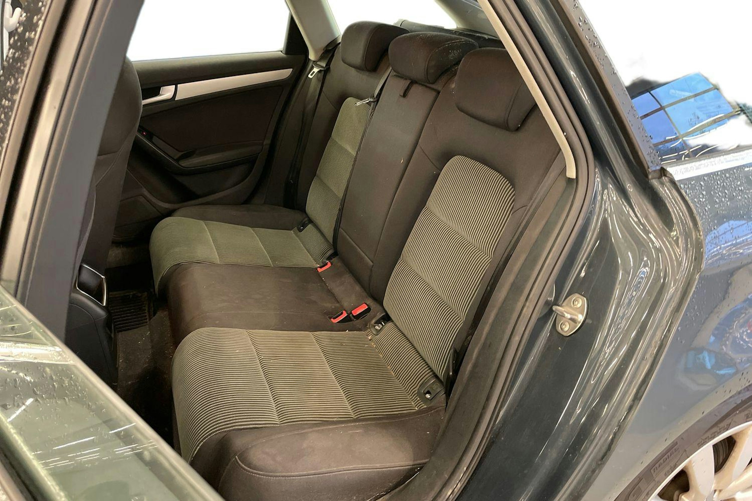 Harmaa Audi A4 2009 kuva 8.