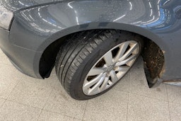 Harmaa Audi A4 2009 kuva 10.