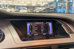 Harmaa Audi A4 2009 kuva 12.