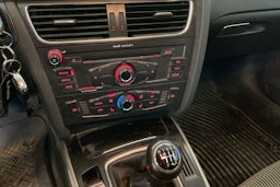 Harmaa Audi A4 2009 kuva 13.