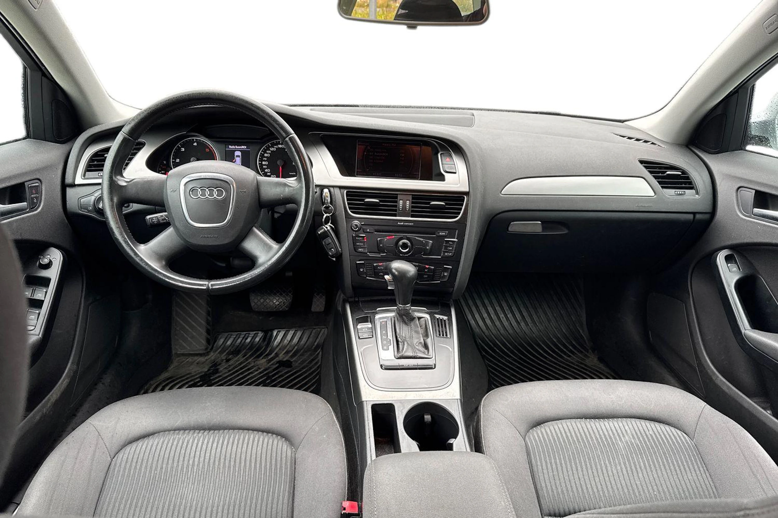Hopea Audi A4 2009 kuva 7.