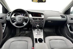 Hopea Audi A4 2009 kuva 7.