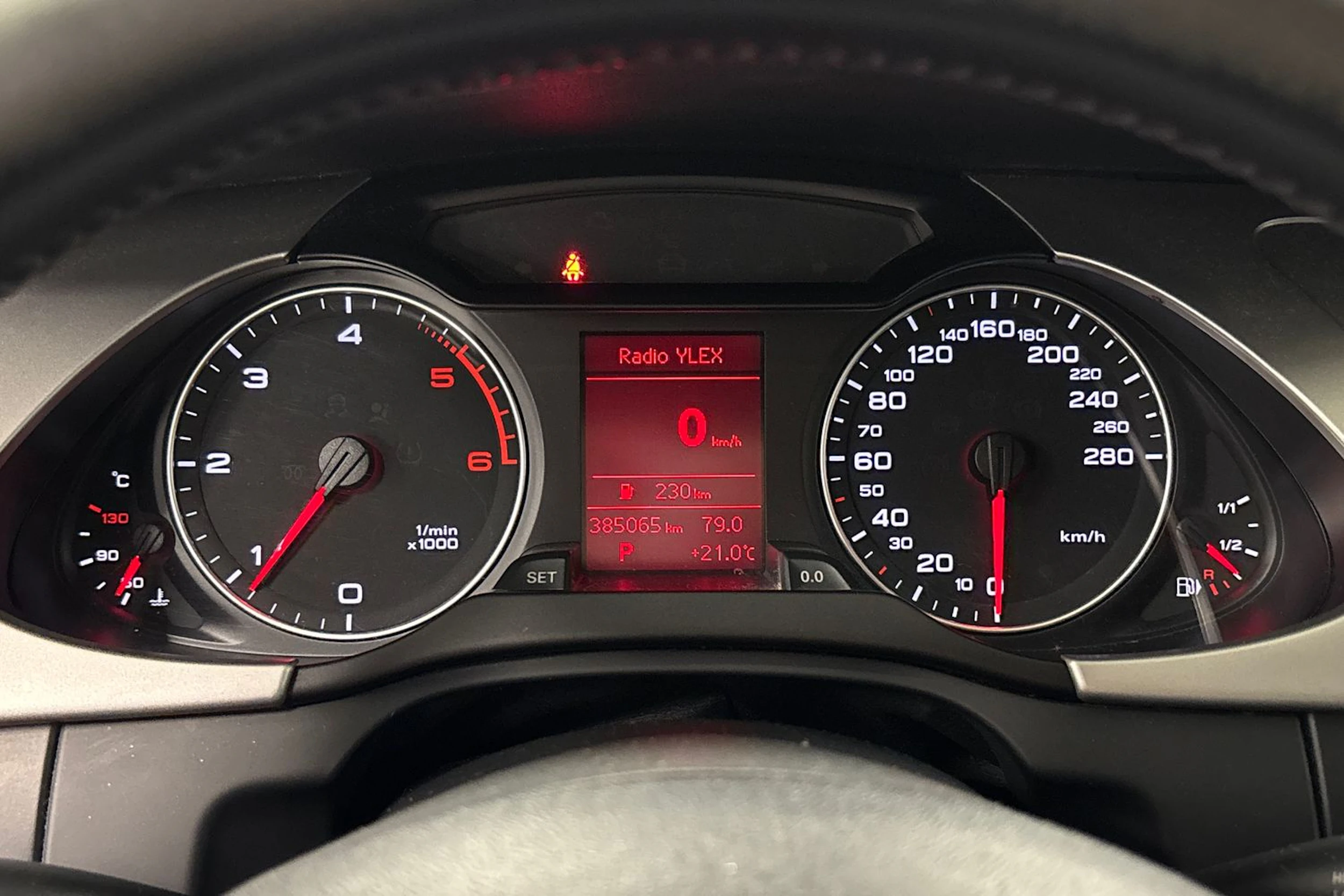 Musta Audi A4 2009 kuva 12.