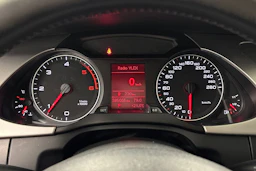 Musta Audi A4 2009 kuva 12.