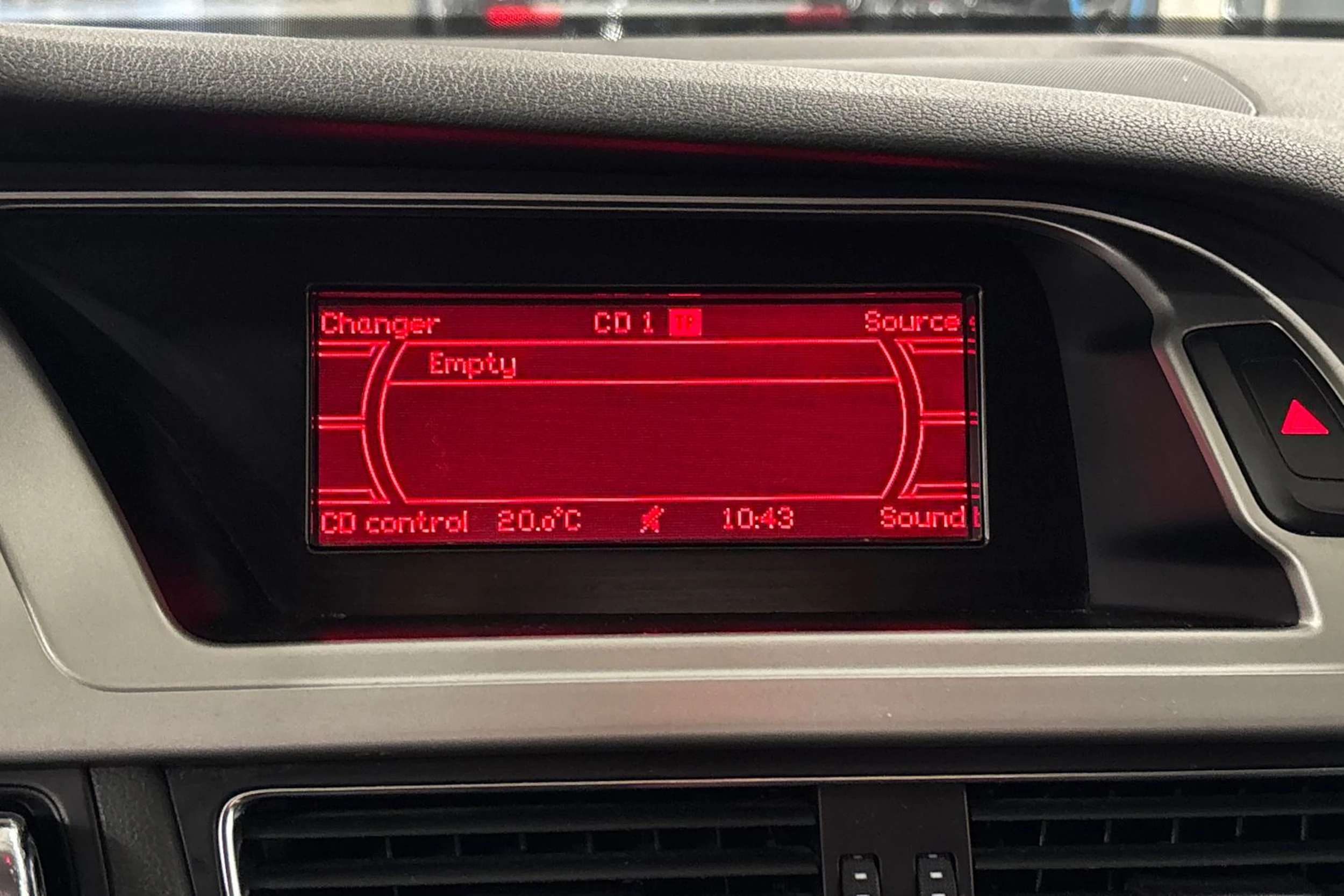 Musta Audi A4 2009 kuva 21.