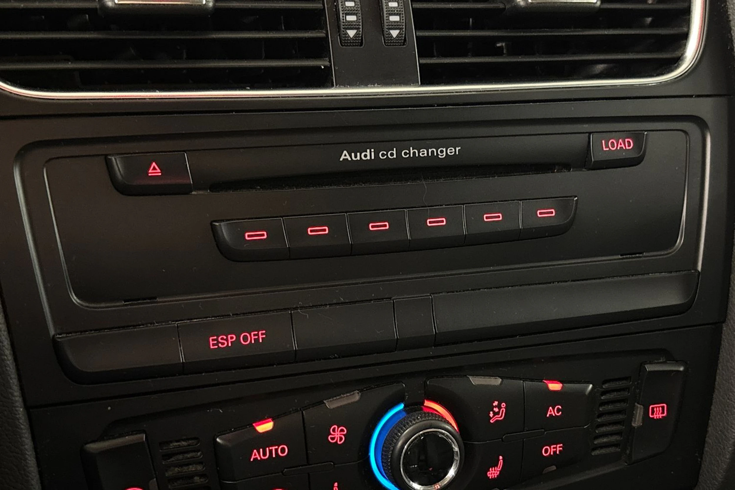 Musta Audi A4 2009 kuva 23.