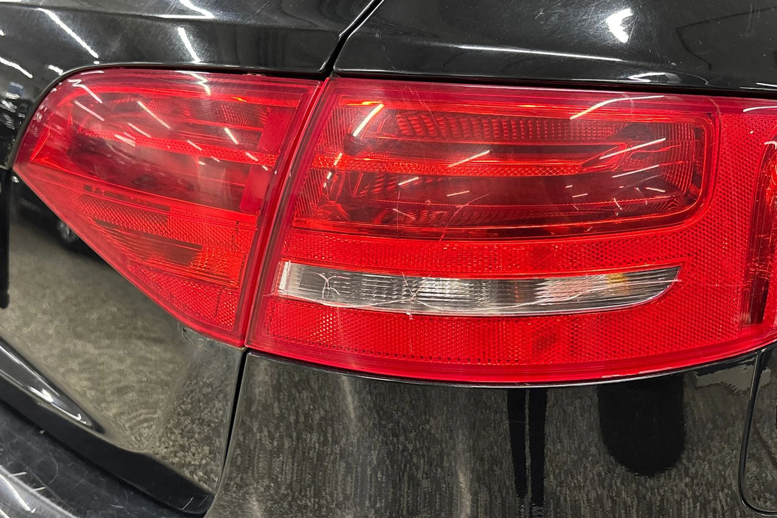 Musta Audi A4 2009 kuva 33.