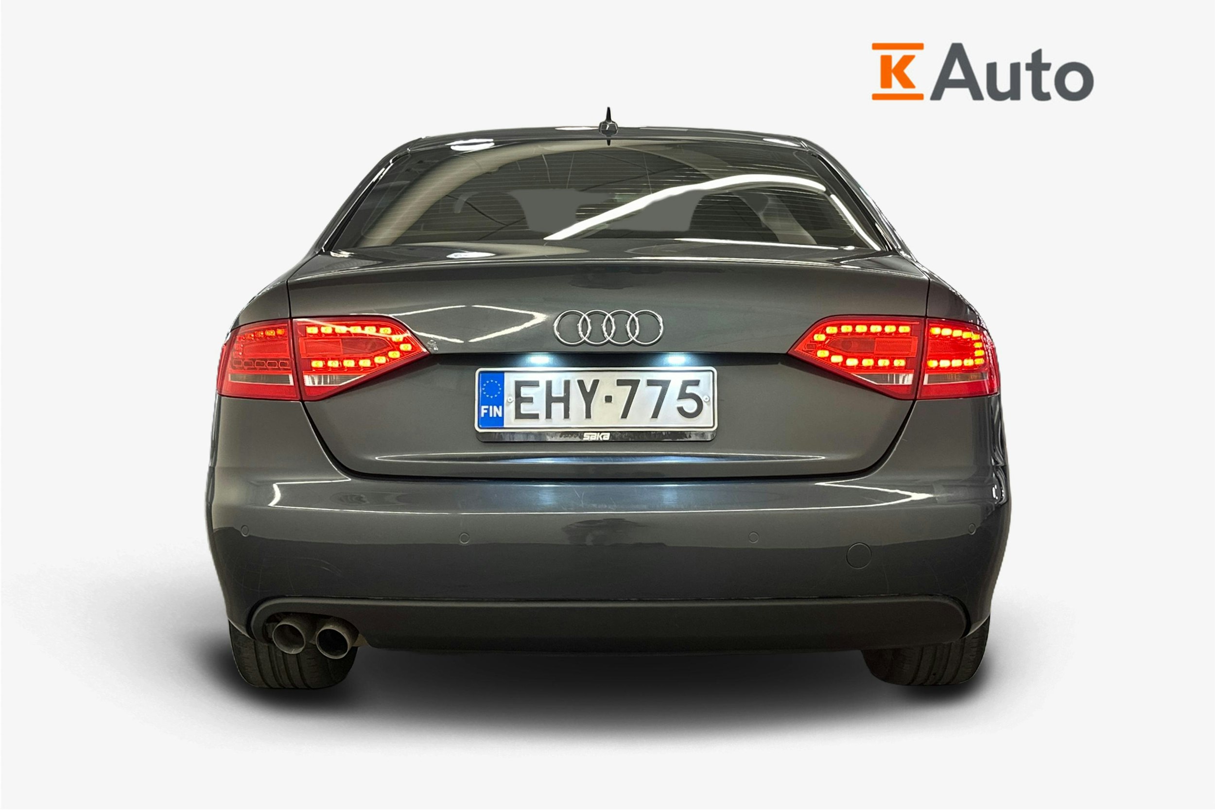 Harmaa Audi A4 2010 kuva 3.