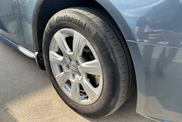 Harmaa Audi A4 2010 kuva 13.
