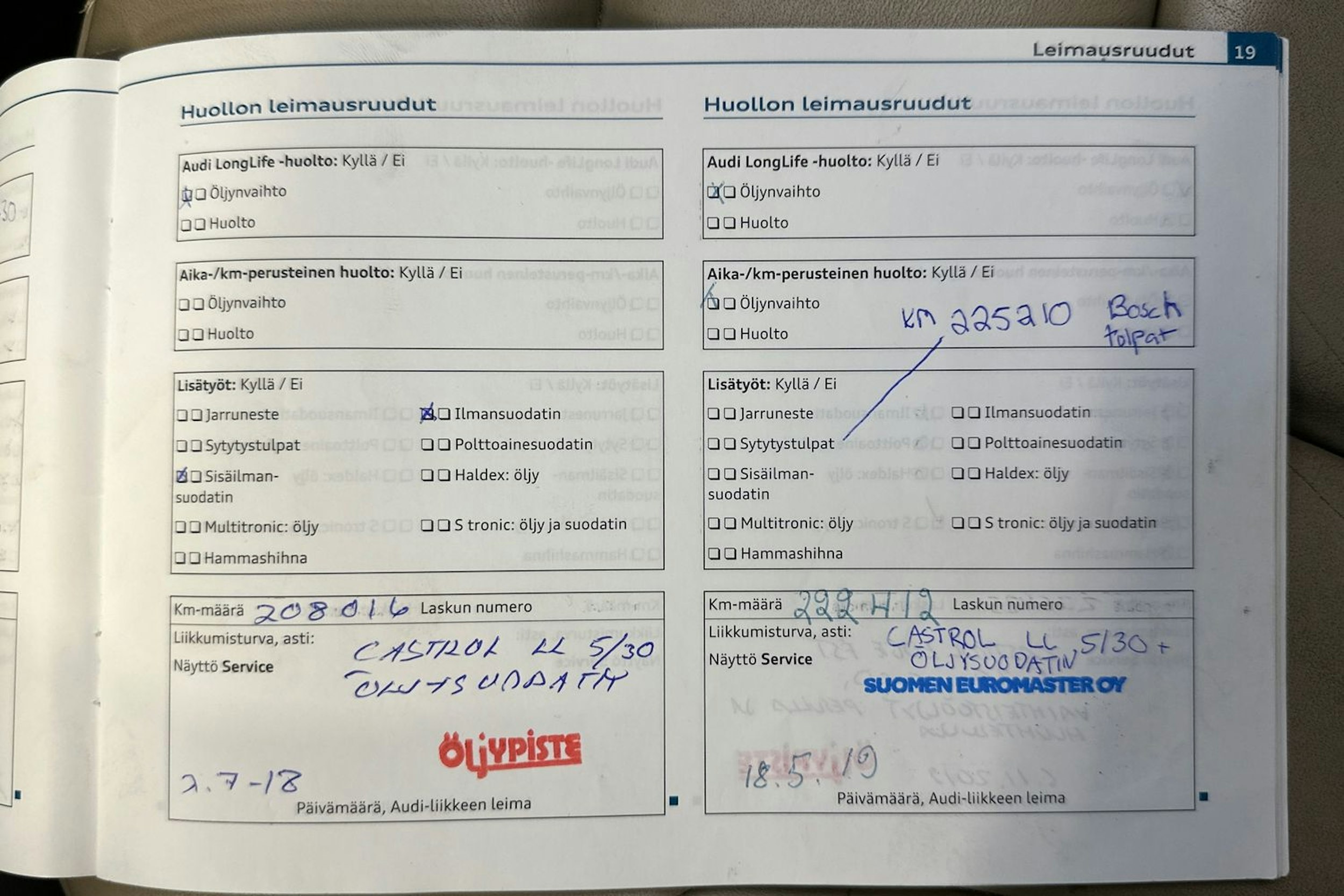 Punainen Audi A4 2010 kuva 28.
