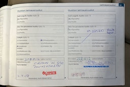 Punainen Audi A4 2010 kuva 28.