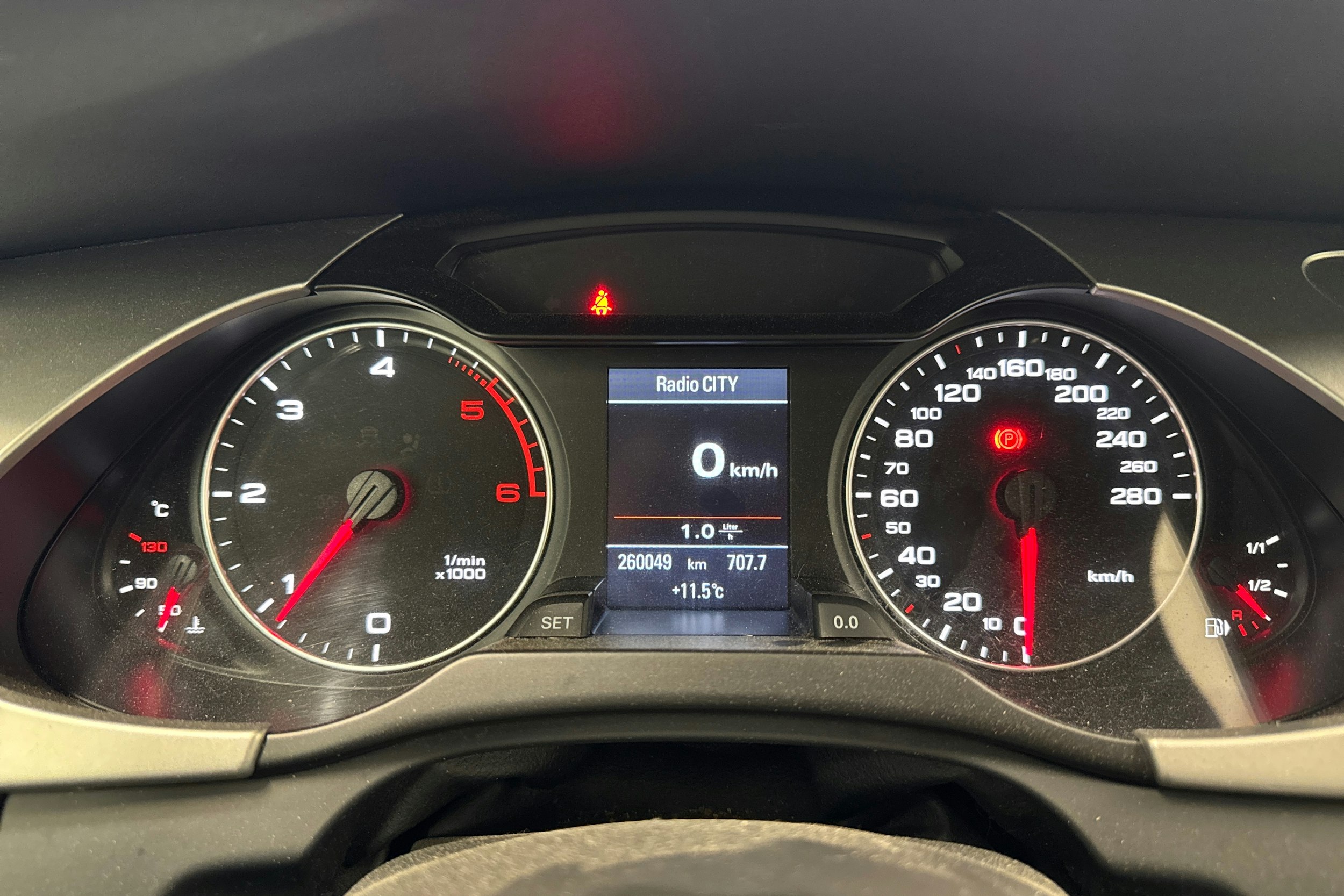 musta Audi A4 2010 kuva 11.