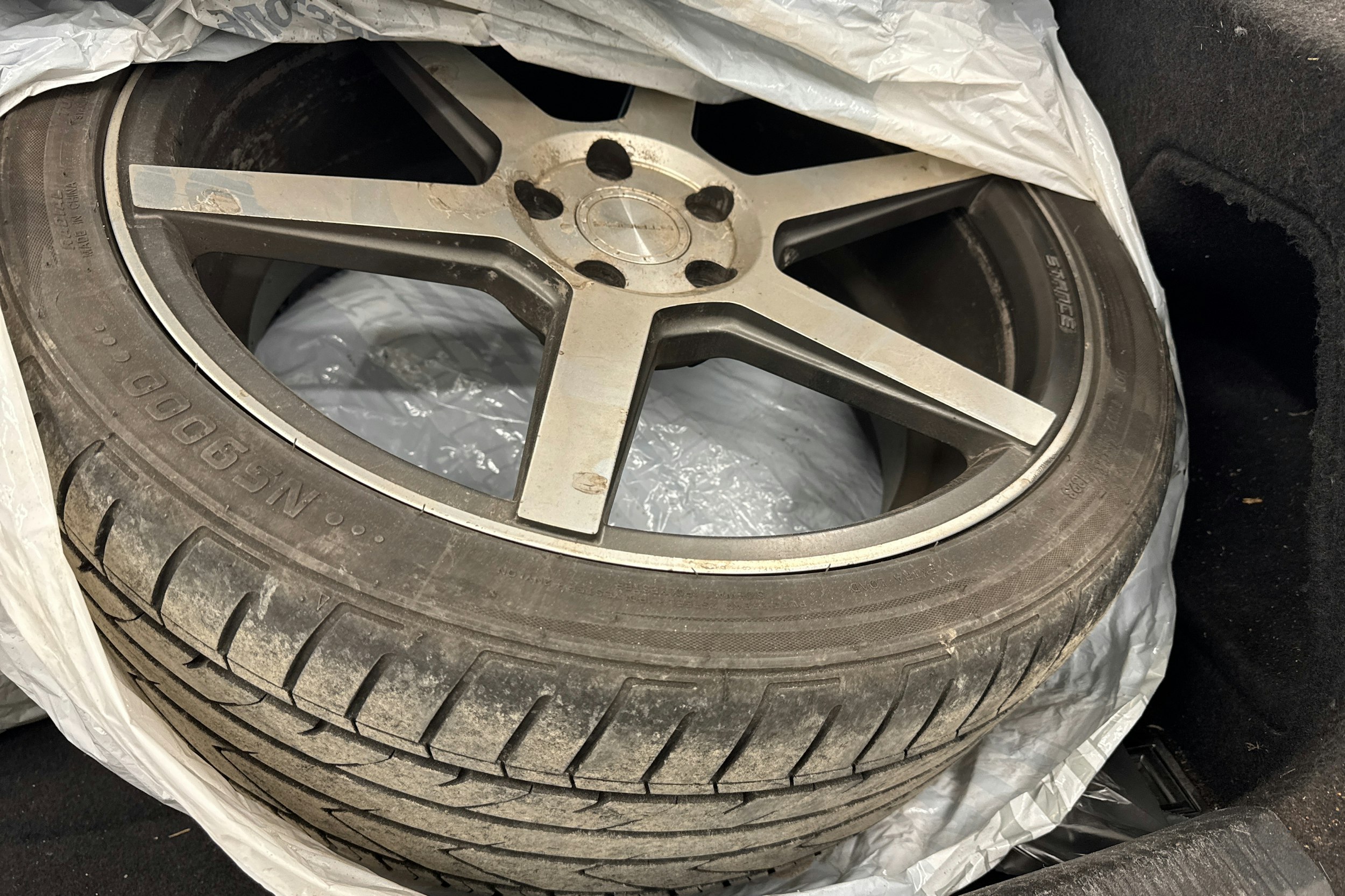 musta Audi A4 2010 kuva 28.