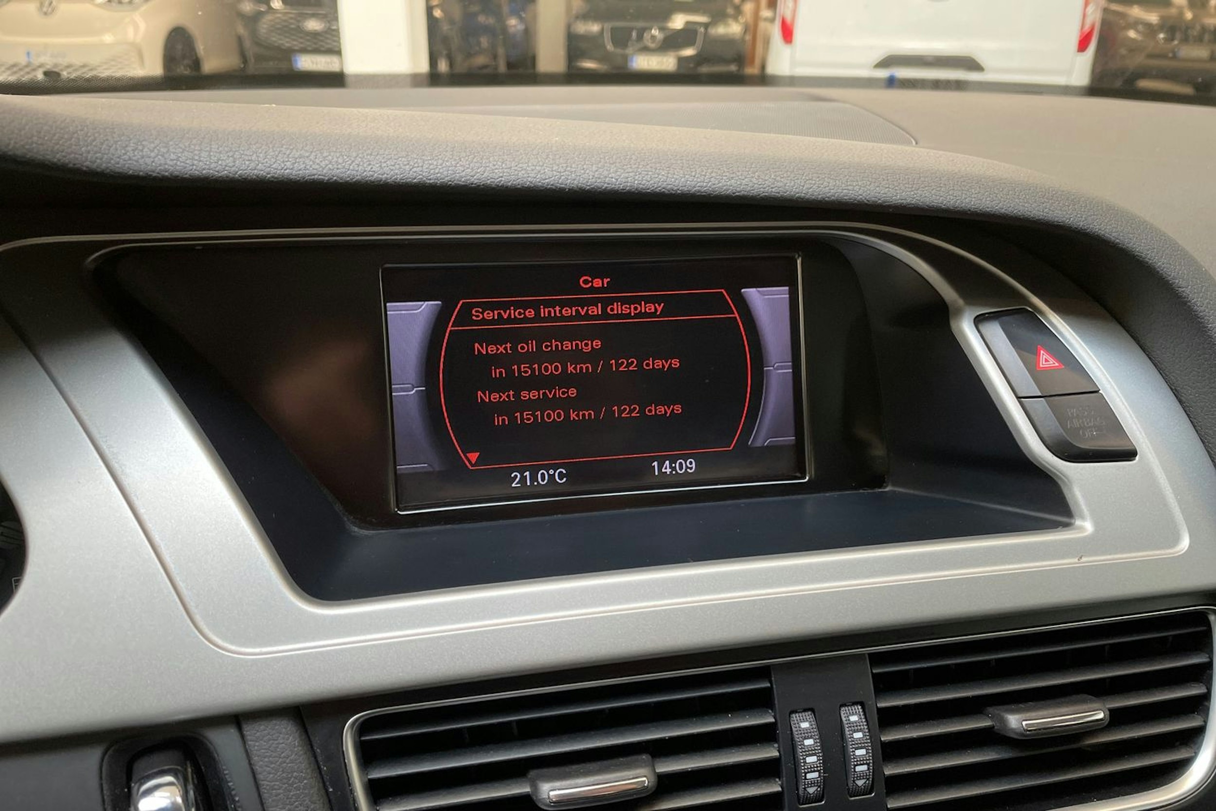 musta Audi A4 2010 kuva 25.