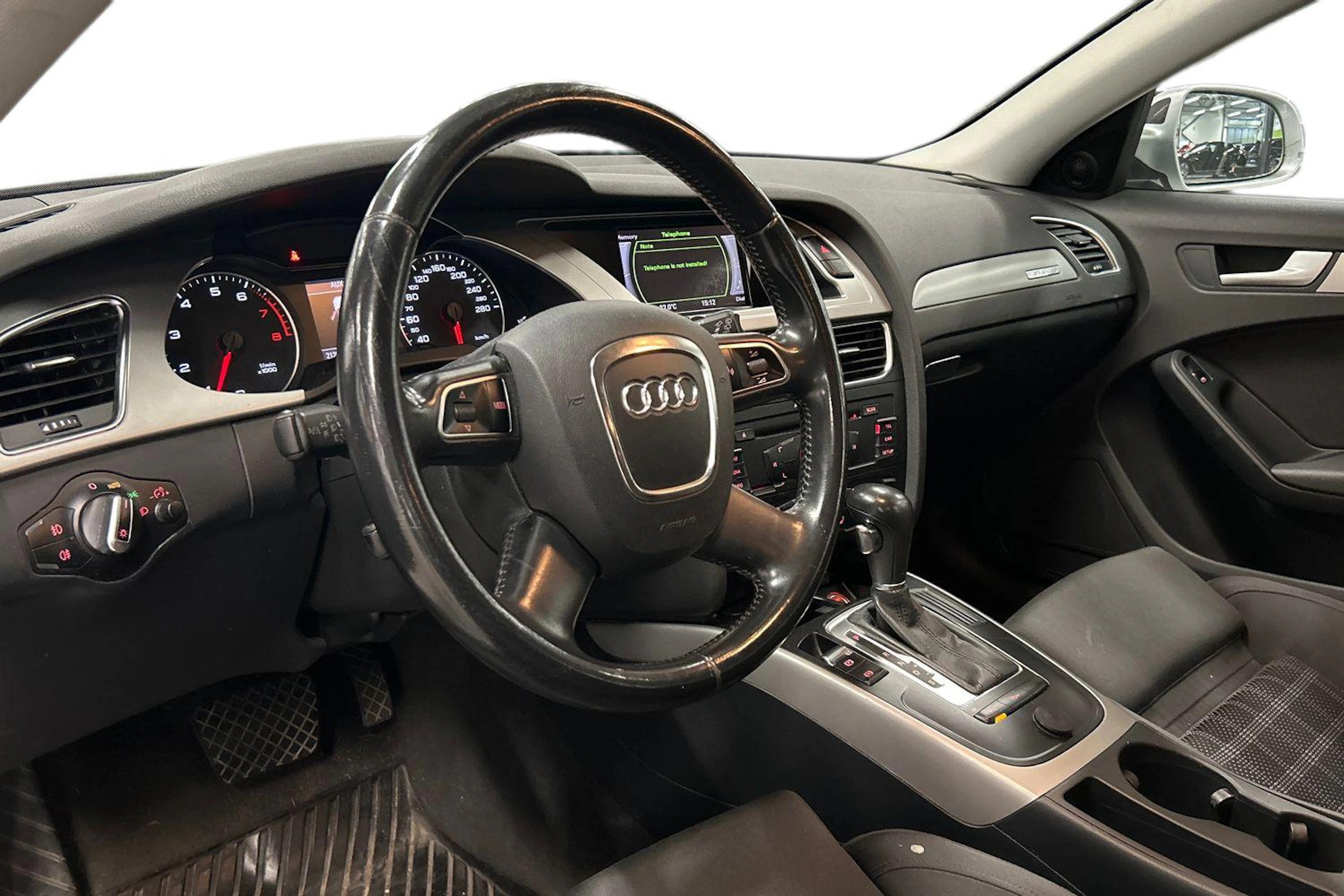 hopea Audi A4 2011 kuva 3.