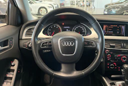 musta Audi A4 2010 kuva 12.