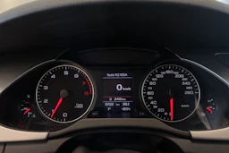 musta Audi A4 2010 kuva 16.