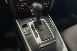musta Audi A4 2010 kuva 22.