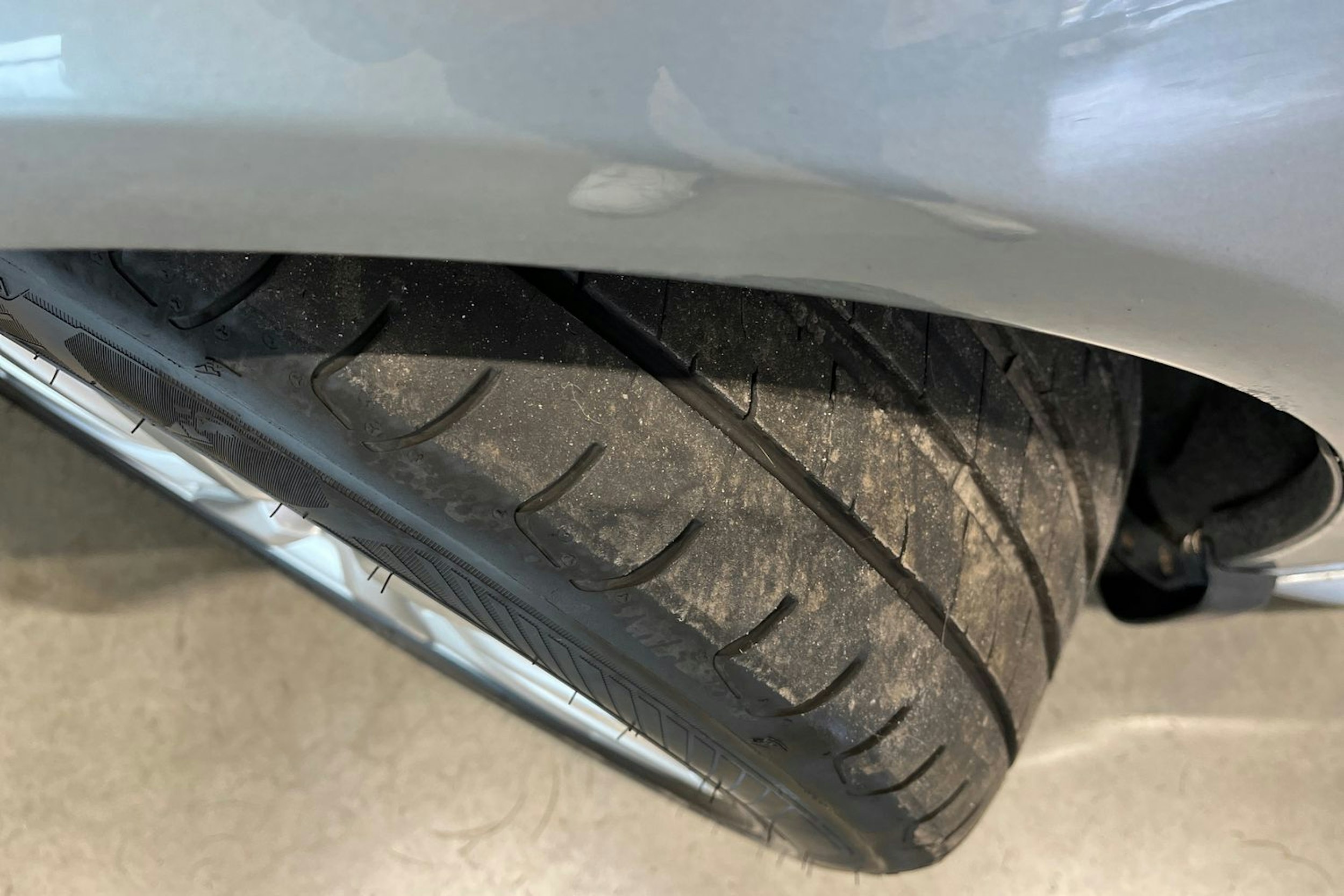 harmaa Audi A4 2010 kuva 13.