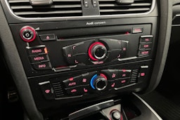 harmaa Audi A4 2010 kuva 23.