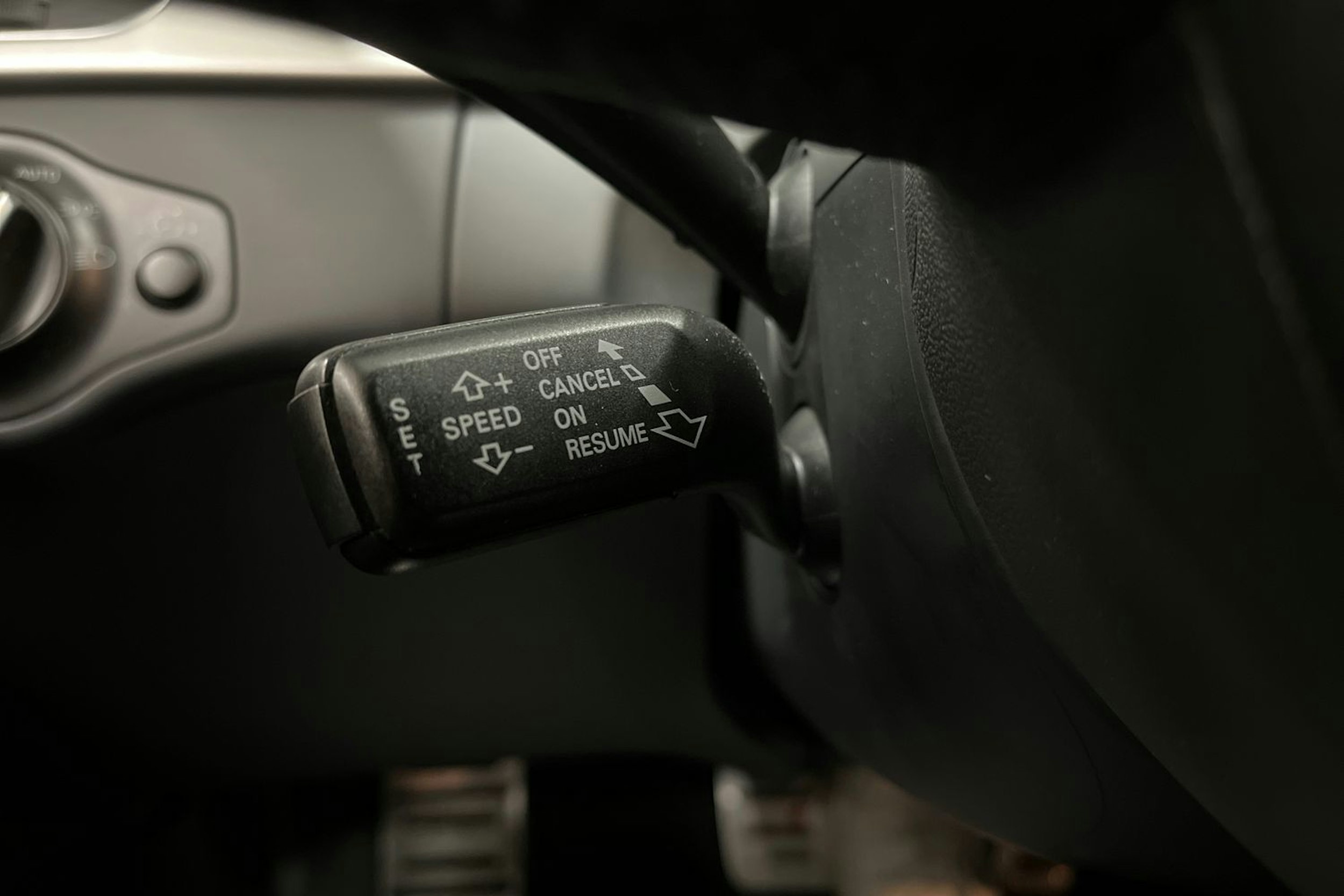 harmaa Audi A4 2010 kuva 26.