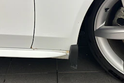 valkoinen Audi A4 2011 kuva 38.