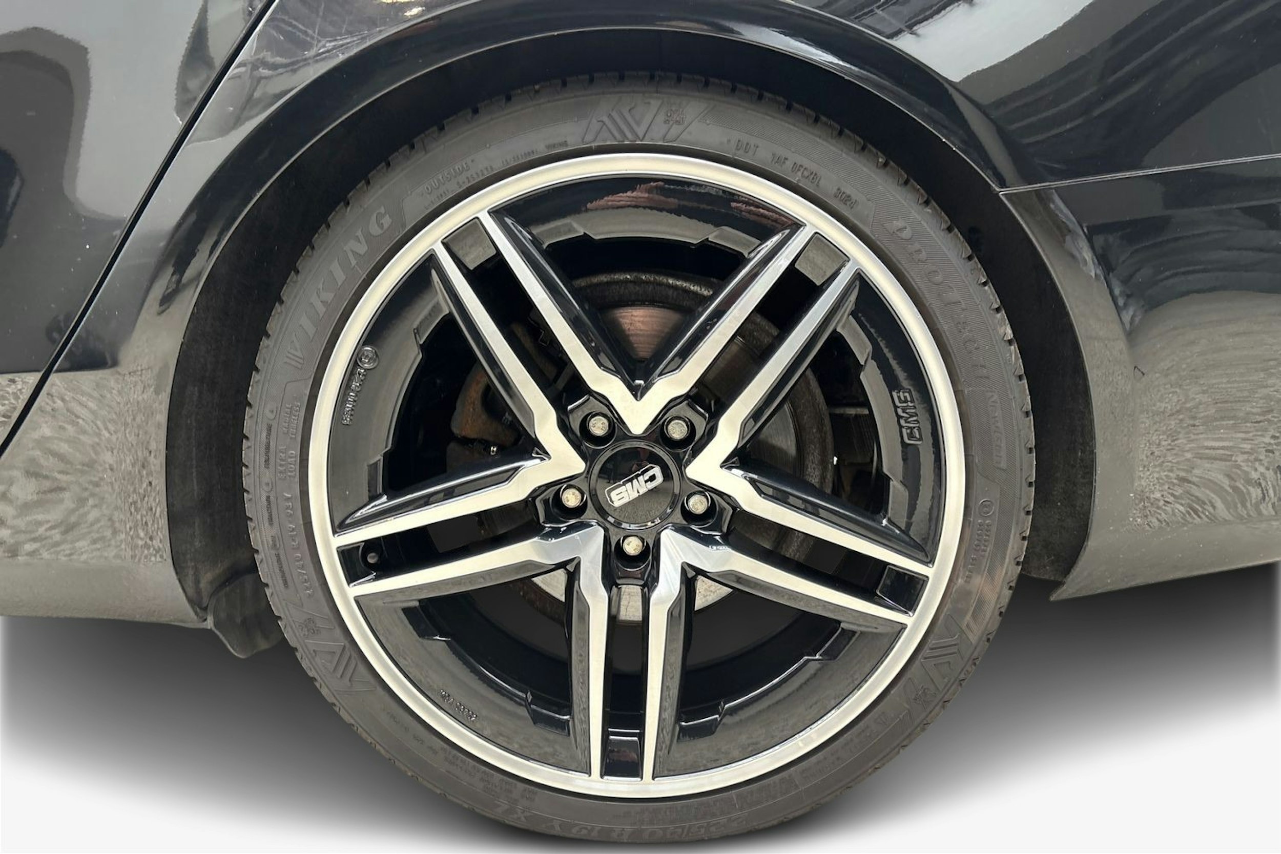 musta Audi A4 2011 kuva 11.