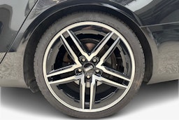 musta Audi A4 2011 kuva 11.