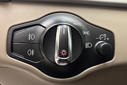 musta Audi A4 2011 kuva 18.