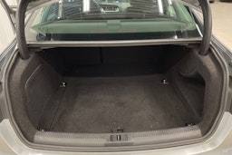 Harmaa Audi A4 2011 kuva 18.