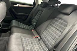musta Audi A4 2011 kuva 8.