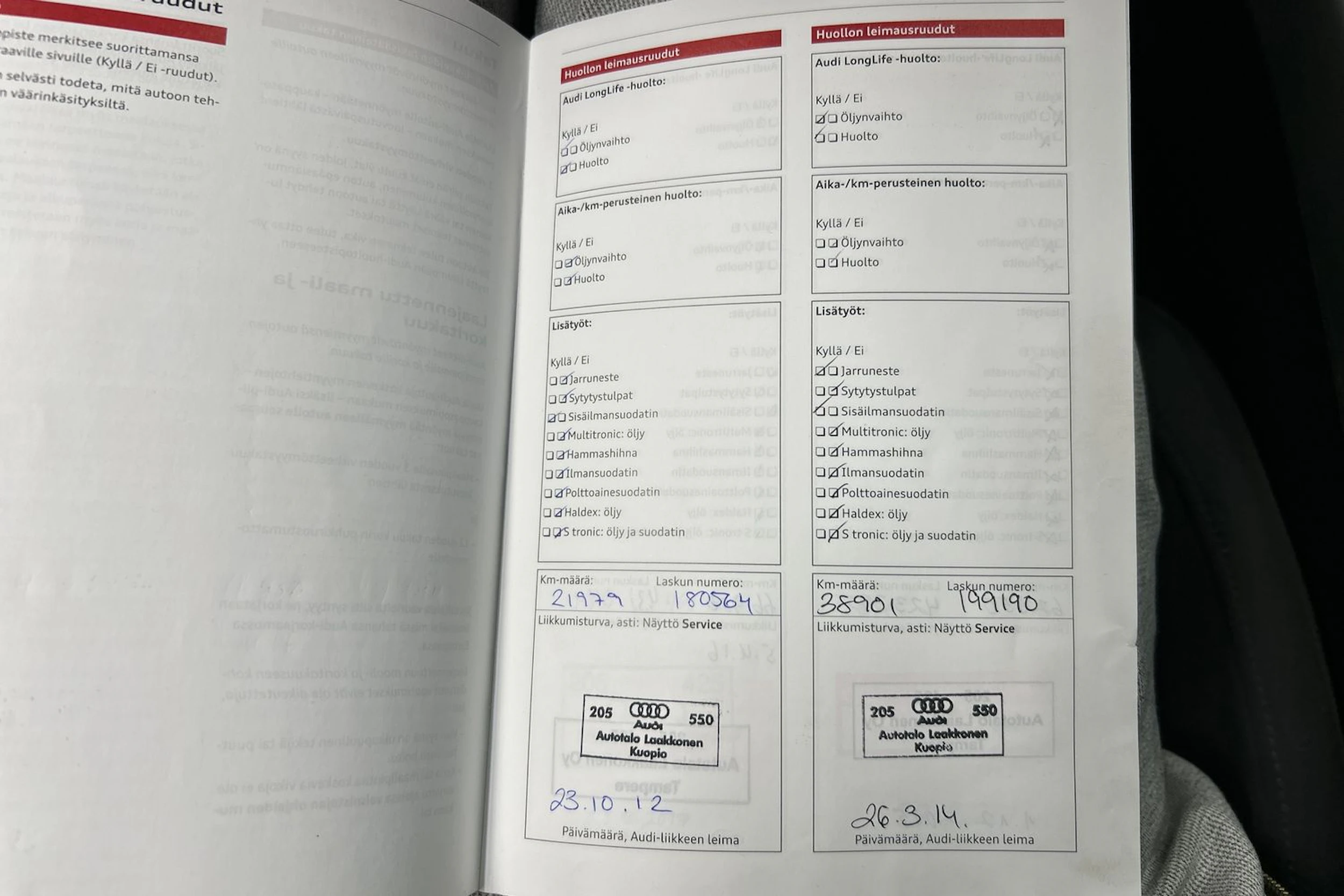 musta Audi A4 2011 kuva 14.