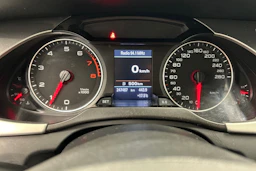 musta Audi A4 2011 kuva 17.
