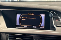 valkoinen Audi A4 2011 kuva 19.
