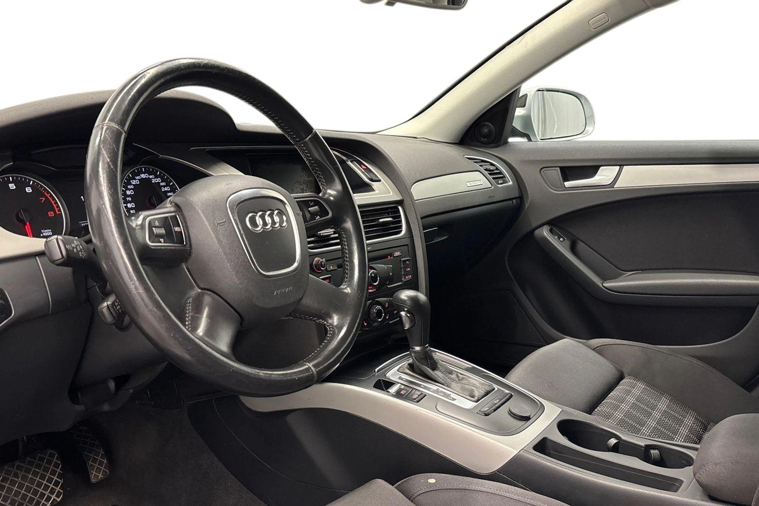 hopea Audi A4 2011 kuva 6.