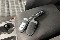 hopea Audi A4 2011 kuva 24.