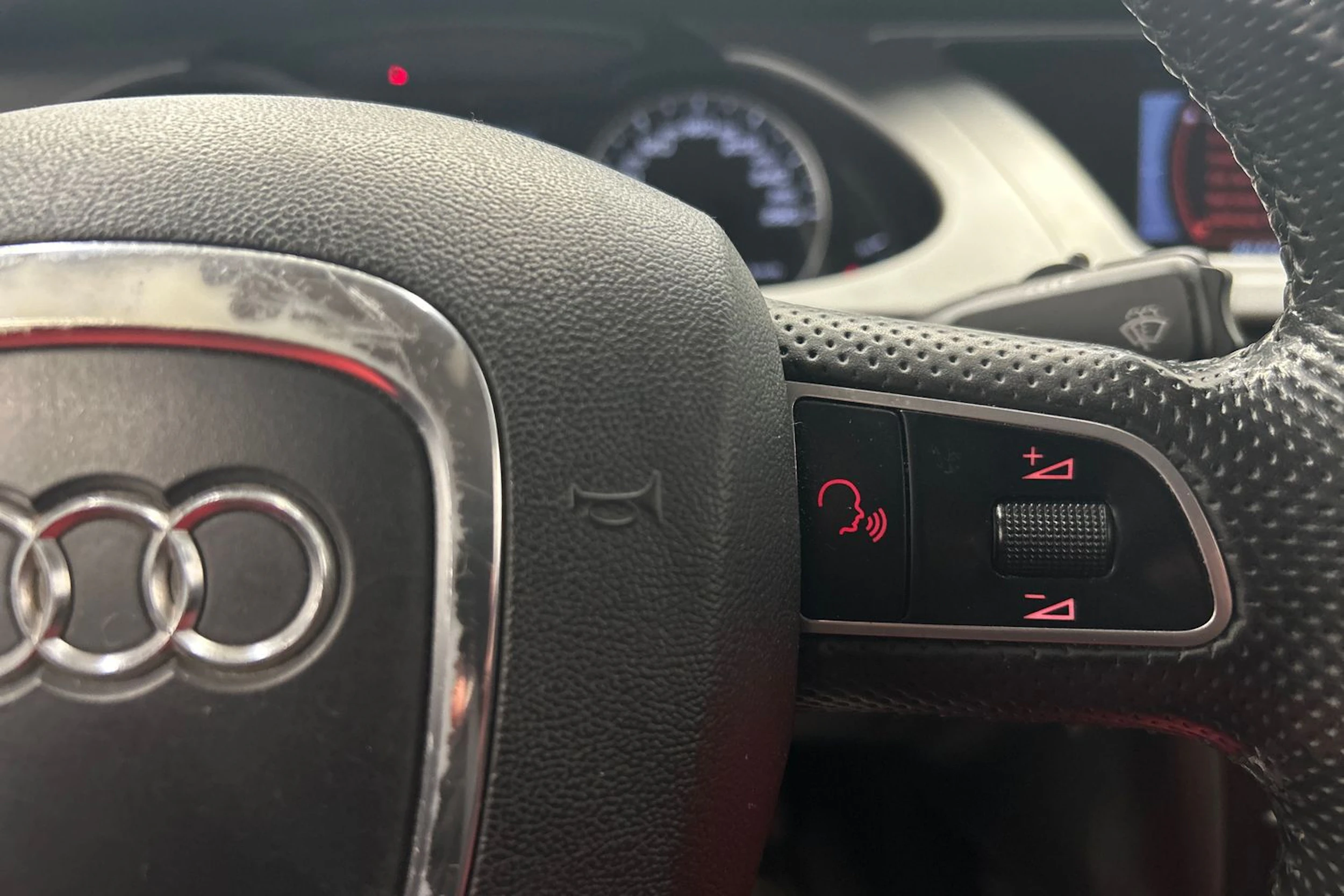 harmaa Audi A4 2011 kuva 19.