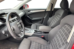 punainen Audi A4 2011 kuva 3.