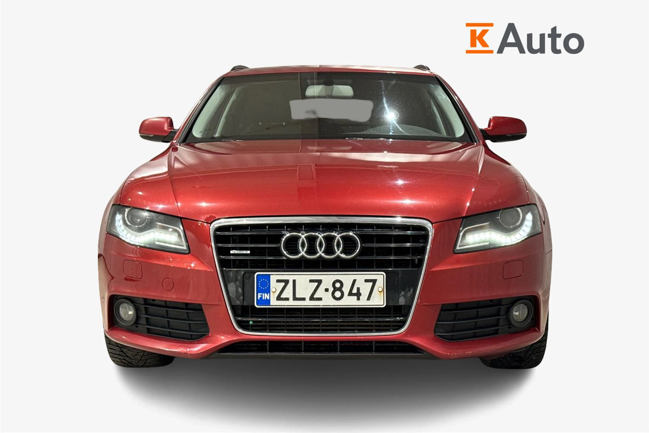 punainen Audi A4 2011 kuva 5.