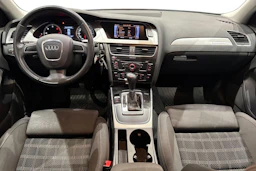 punainen Audi A4 2011 kuva 9.