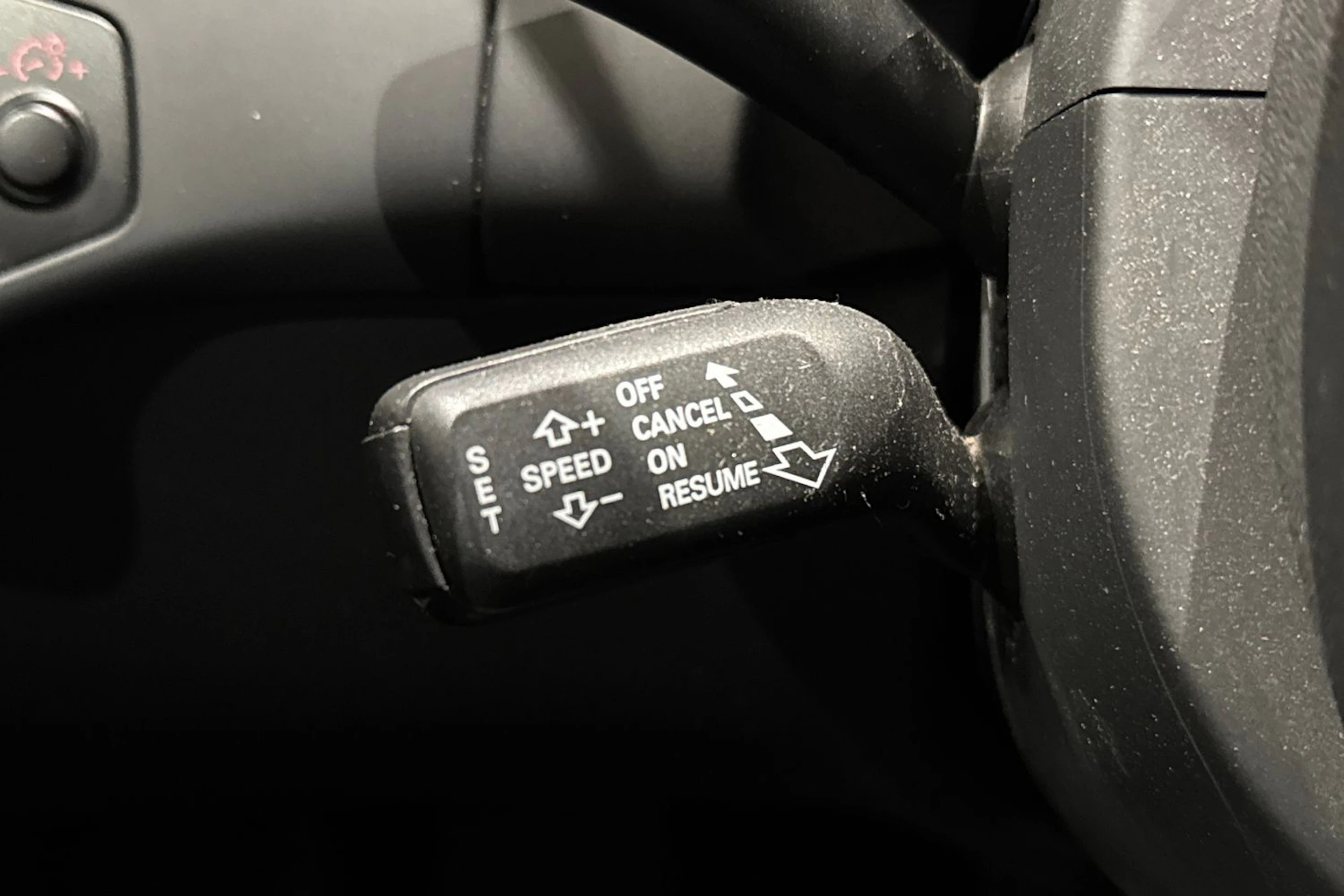 punainen Audi A4 2011 kuva 20.