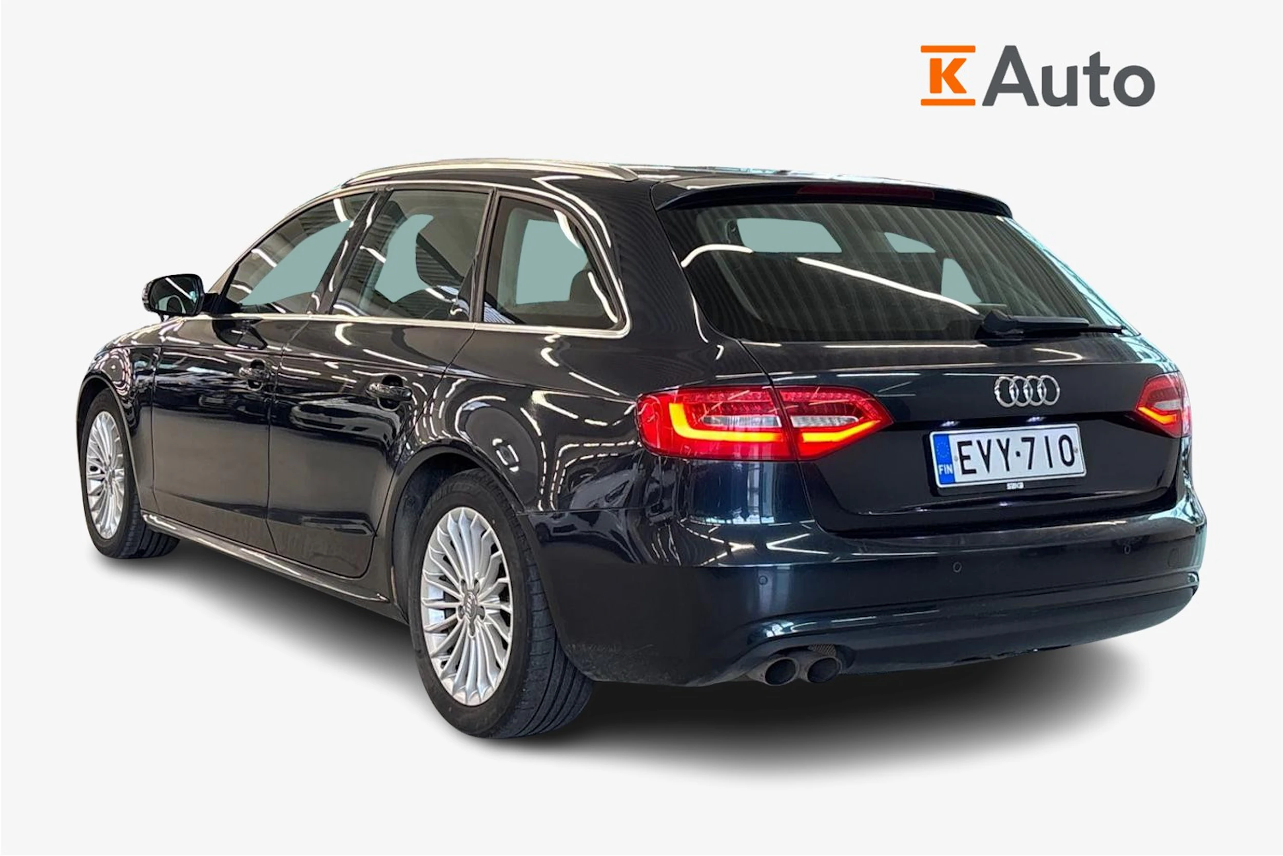 Sininen Audi A4 2012 kuva 2.