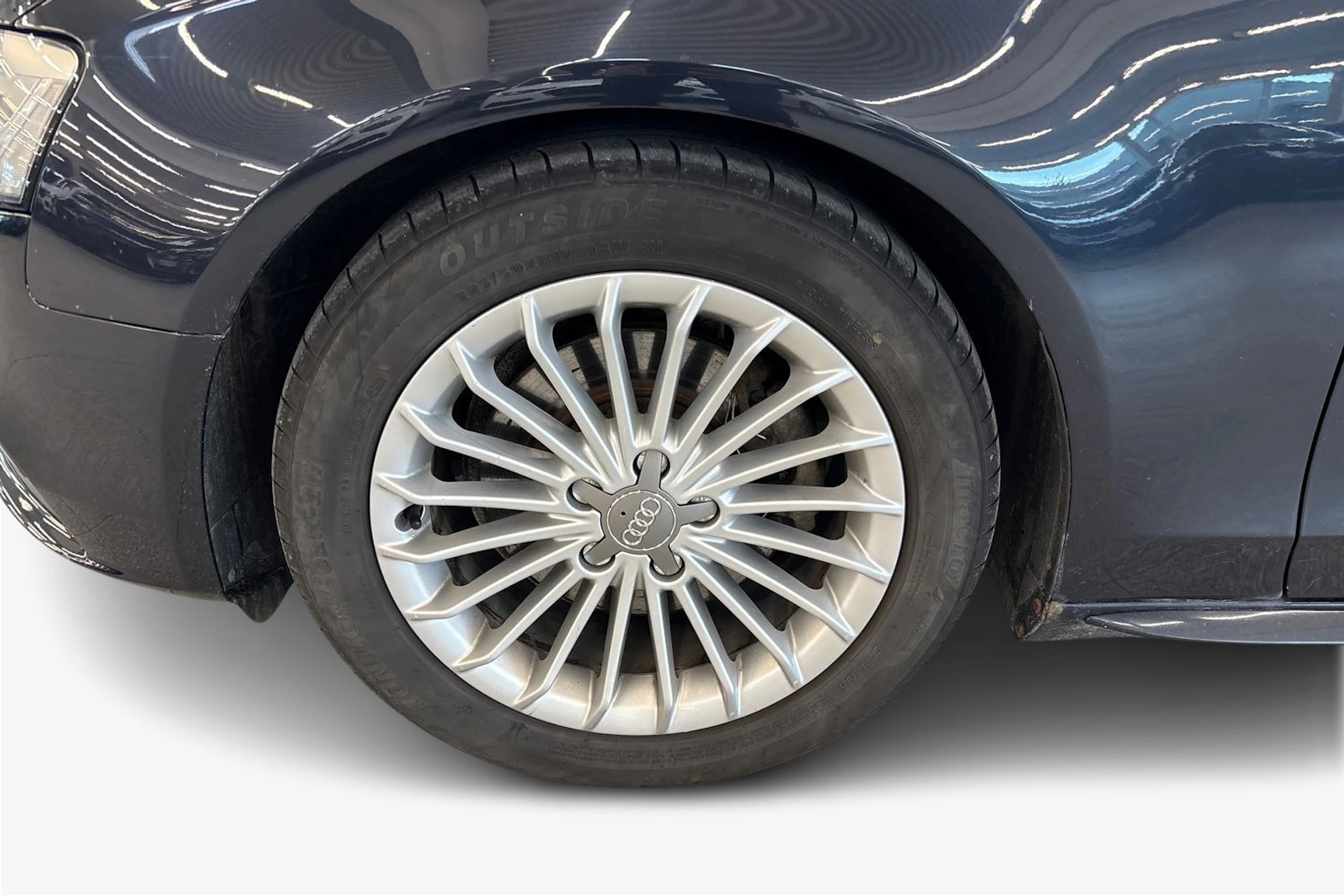 Sininen Audi A4 2012 kuva 9.