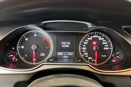 Sininen Audi A4 2012 kuva 11.