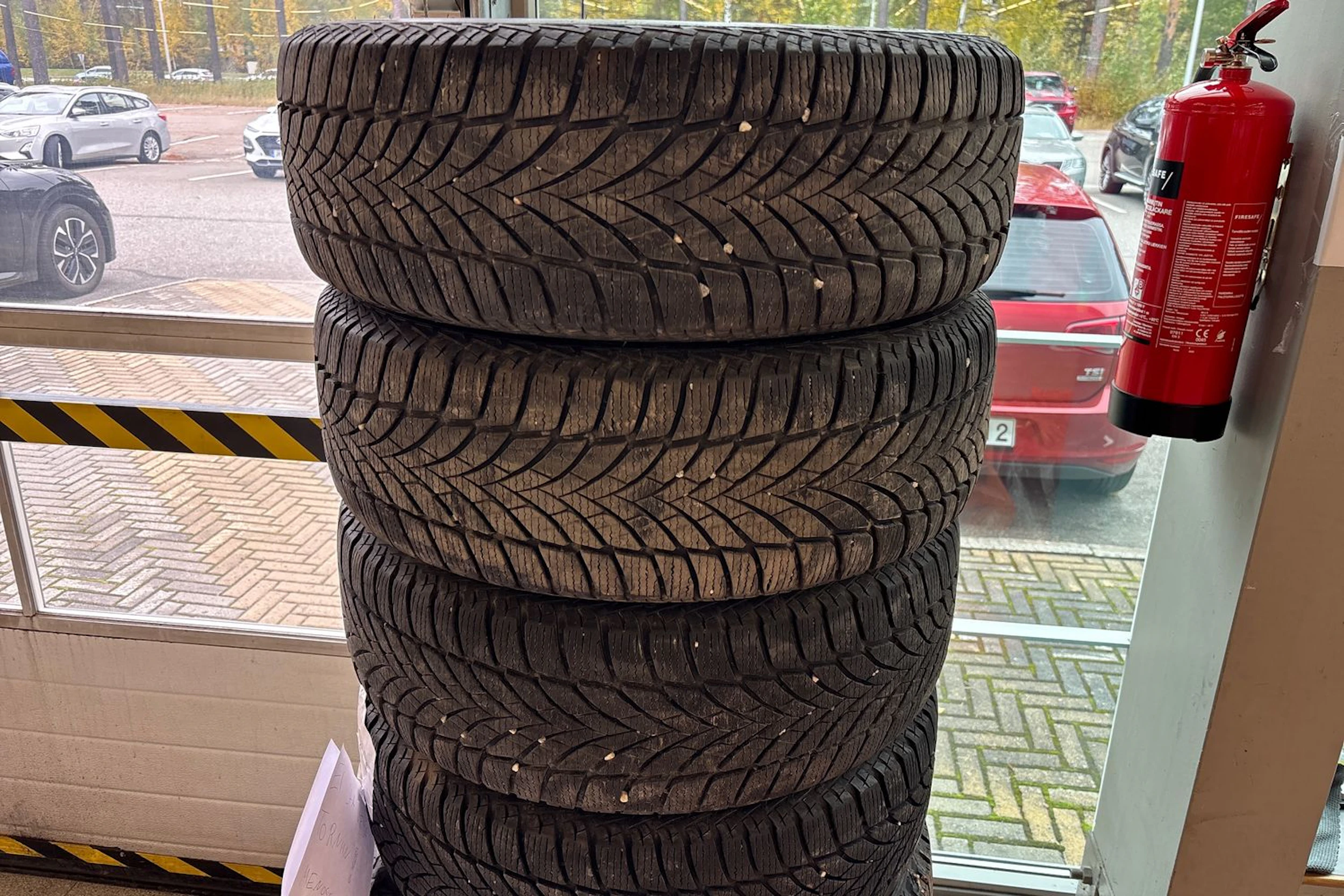 Sininen Audi A4 2012 kuva 21.