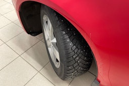 punainen Audi A4 2012 kuva 10.