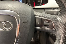 punainen Audi A4 2012 kuva 12.