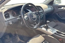 valkoinen Audi A4 2012 kuva 3.