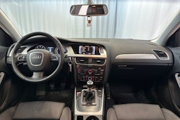 punainen Audi A4 2012 kuva 12.