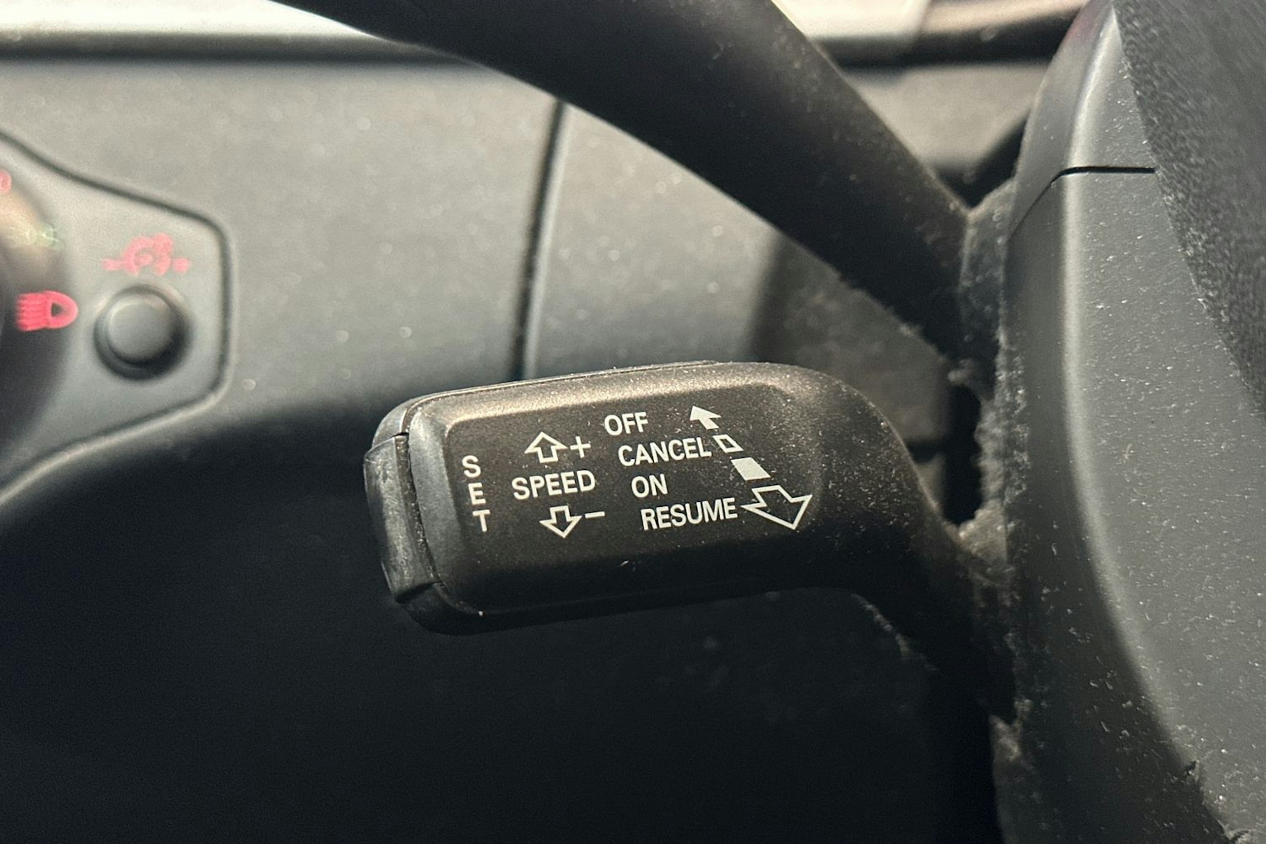 punainen Audi A4 2012 kuva 19.